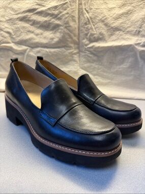 Naturalizer Black Leather Platform Loafers in 10 wide